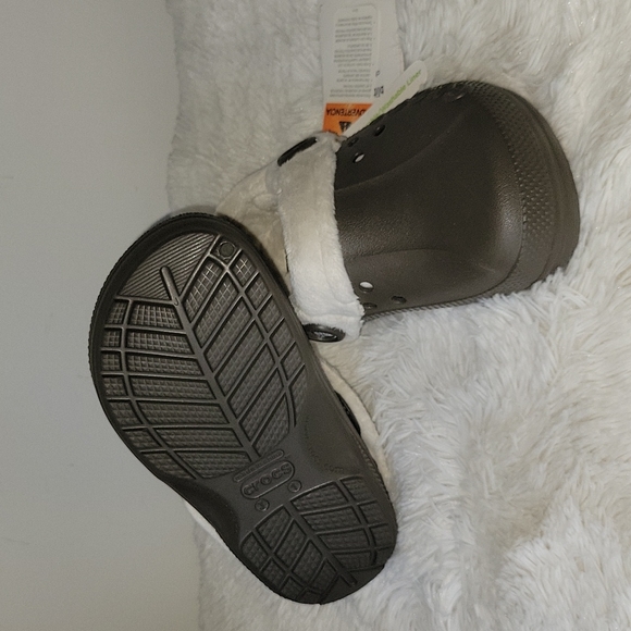 Crocs Kids Blitzen Polar Clogs Chocolate-Oatmeal Size J1 - Picture 4 of 4